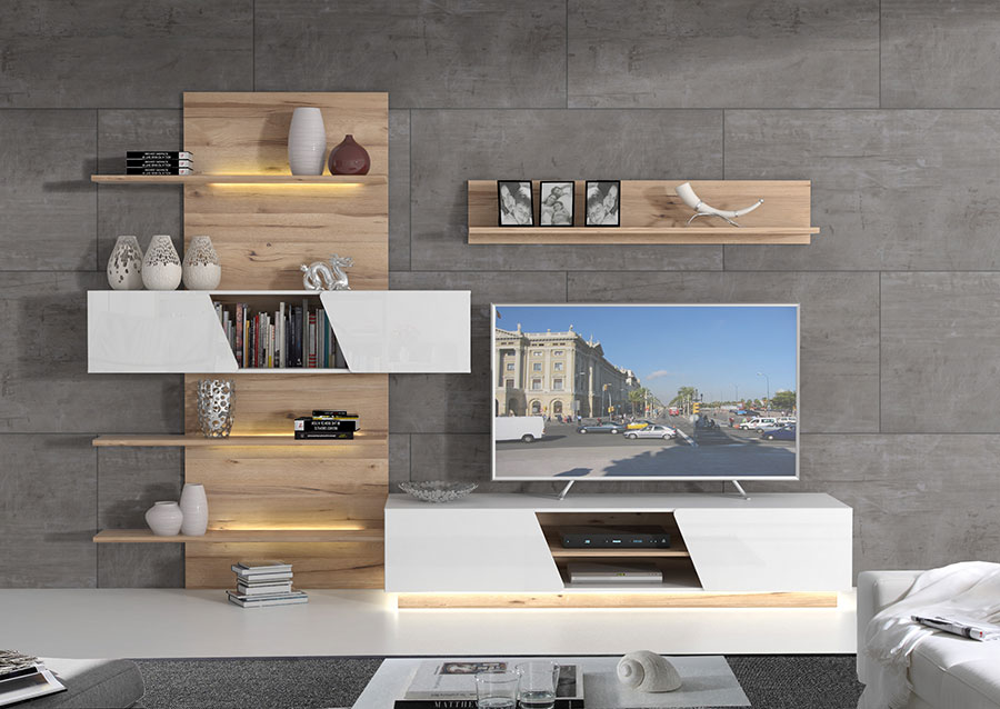 Mueble de TV con pared clara